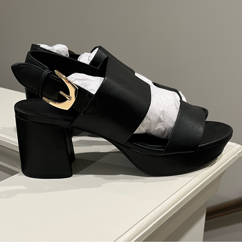 AEROSOLES Camila Black Heeled Platform Sandals